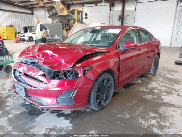 3FA6P0T92KR216957 Ford FUSION SE