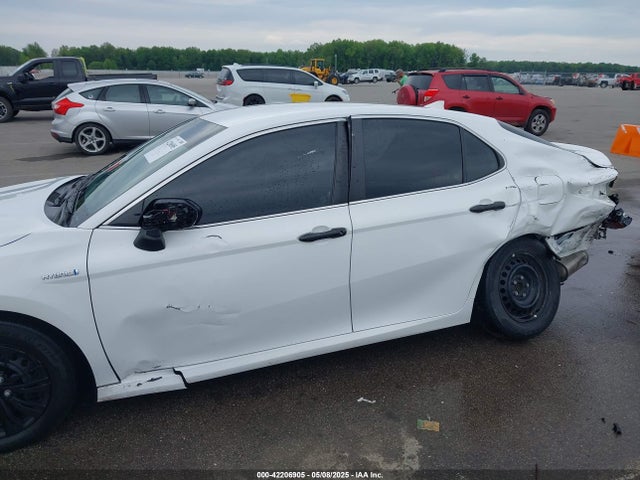 4T1C31AK1MU560324 Toyota Camry Le Hybrid