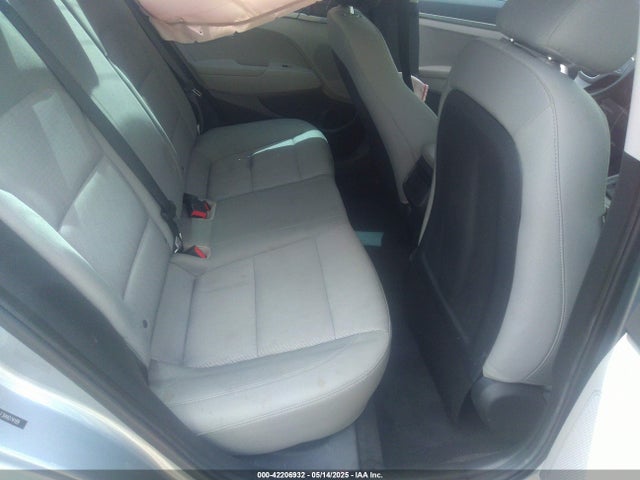5NPD74LF3HH074189 Hyundai ELANTRA SE