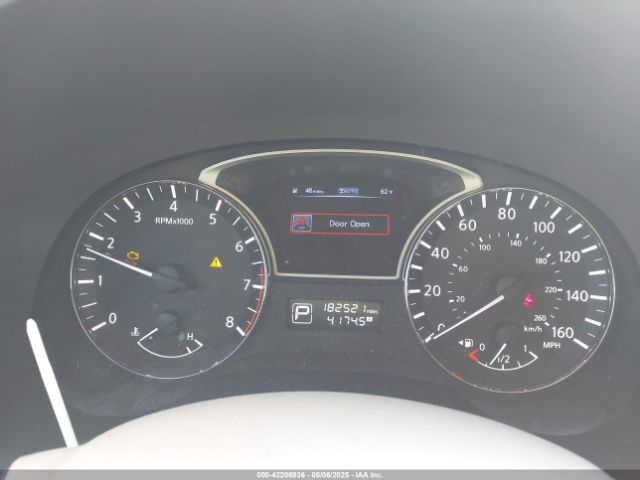 5N1AR2MM3EC694316 Nissan Pathfinder Platinum