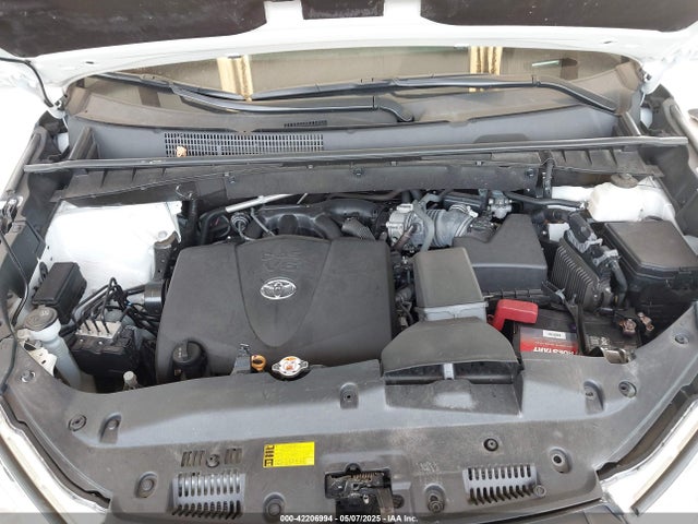 5TDJZRFH2KS588298 Toyota Highlander Xle