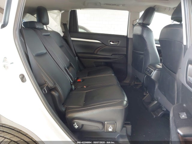 5TDJZRFH2KS588298 Toyota Highlander Xle