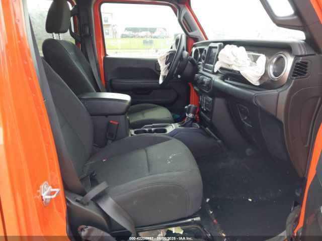 2018 JEEP WRANGLER UNLIMITED 1C4HJXEG4JW304820 Photo 4