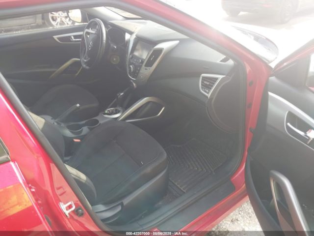 KMHTC6AD9HU306364 Hyundai Veloster