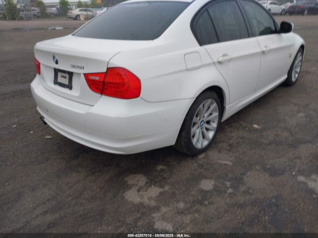2011 BMW 328I WBAPK5C56BA662236 Photo 3