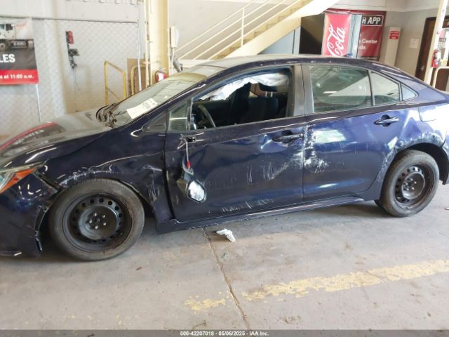 JTDEPRAE8LJ052300 Toyota COROLLA LE