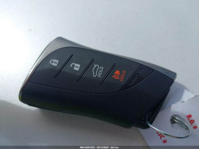 58AD11D17RU012342 Lexus ES 250