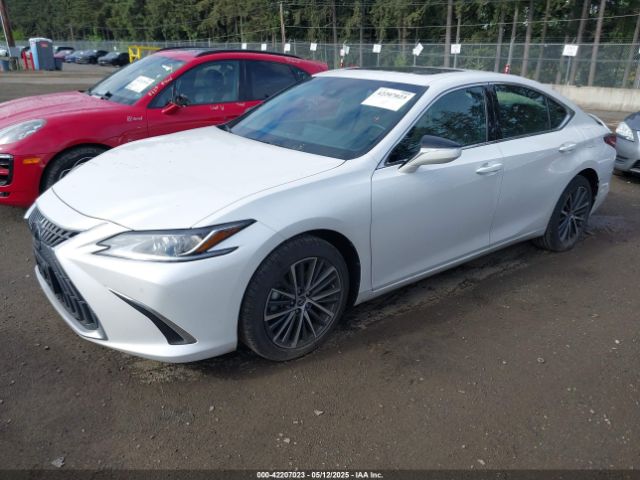 58AD11D17RU012342 Lexus ES 250