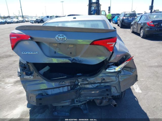 5YFBURHE7JP775209 Toyota COROLLA SE