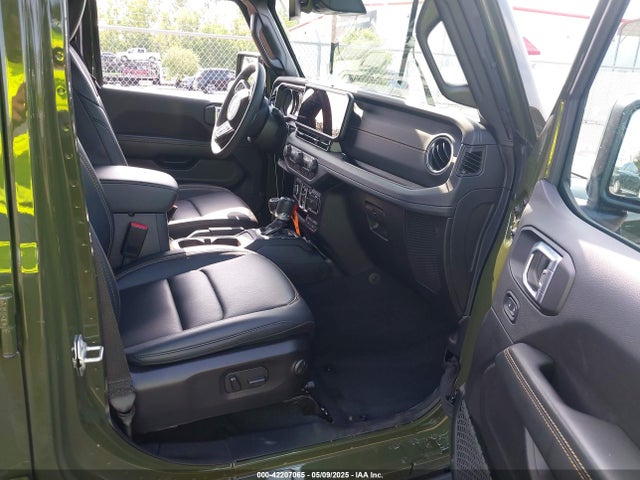 1C4PJXEG1RW242431 Jeep Wrangler 4-door Sahara 4x4