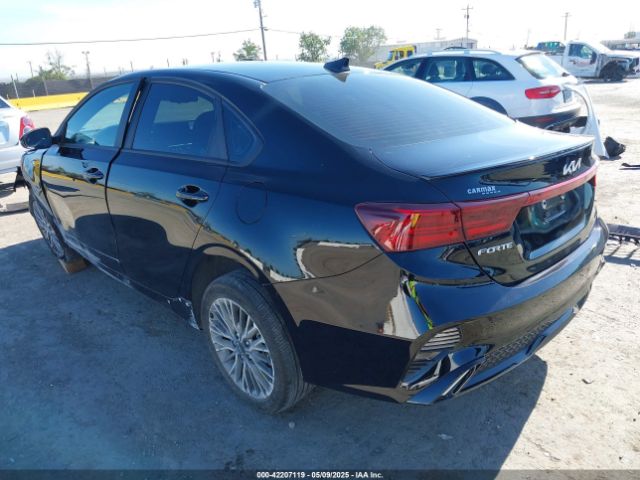 2022 KIA FORTE 3KPF54AD2NE433080 Photo 2