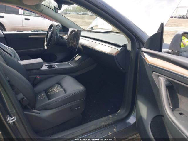 2023 TESLA MODEL Y 7SAYGDEF1PF777756 Photo 4