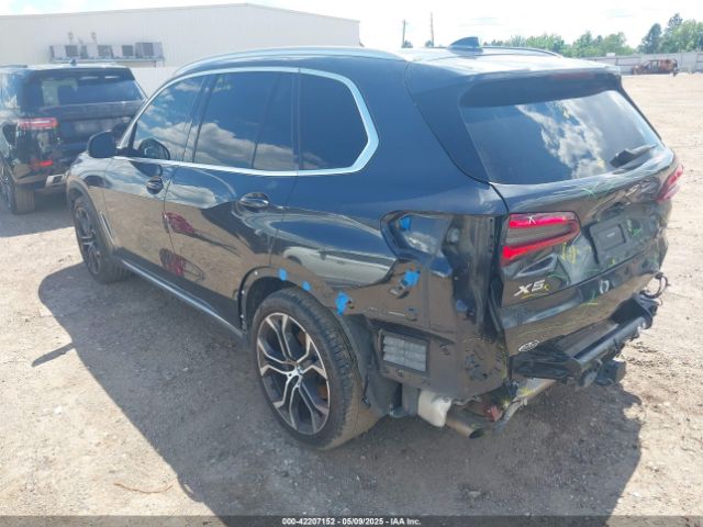 2021 BMW X5 5UXCR4C02M9G70982 Photo 2