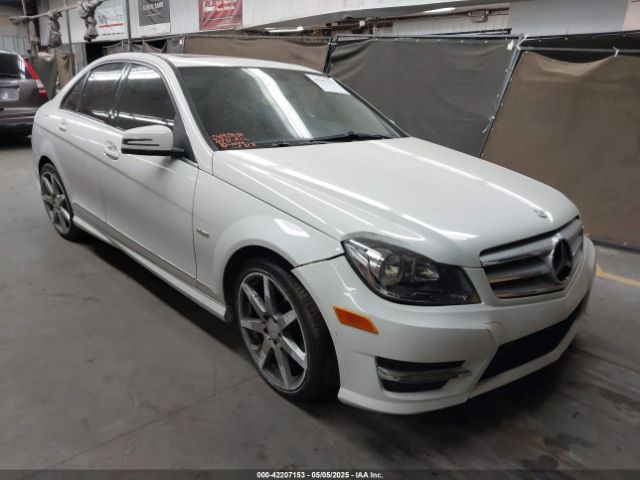 2012 MERCEDES-BENZ C 250 WDDGF4HB6CA614243
