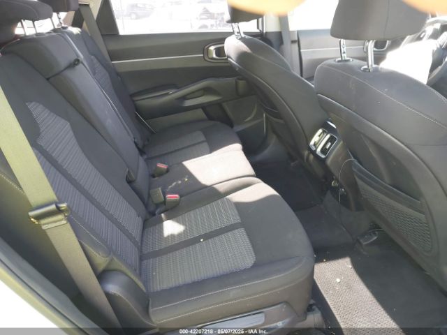 5XYRGDLC5NG103948 KIA SORENTO LX