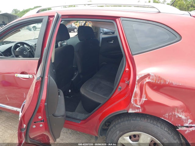 JN8AS5MT0FW655219 Nissan Rogue Select S