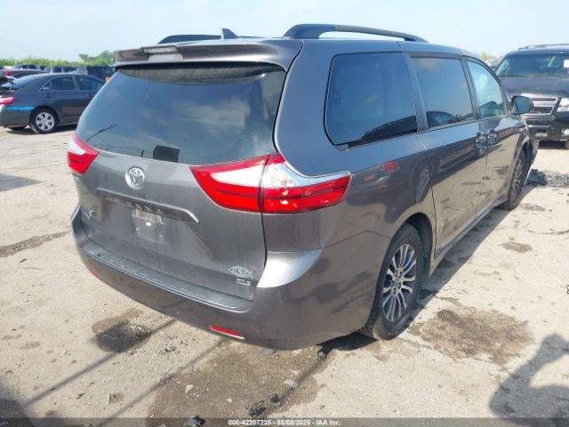 2018 TOYOTA SIENNA 5TDYZ3DC9JS949804 Photo 3