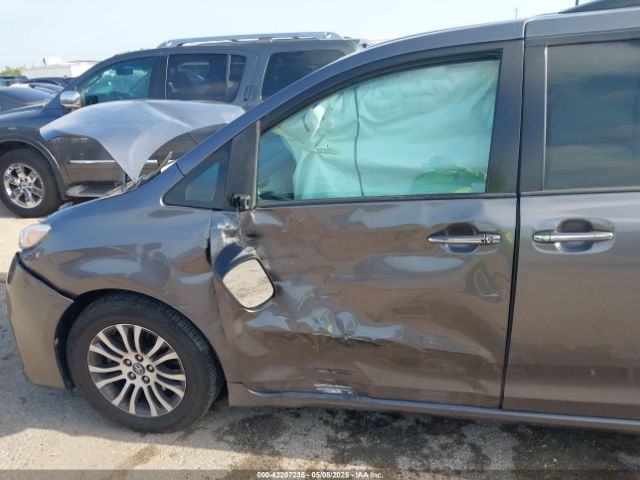 2018 TOYOTA SIENNA 5TDYZ3DC9JS949804 Photo 5