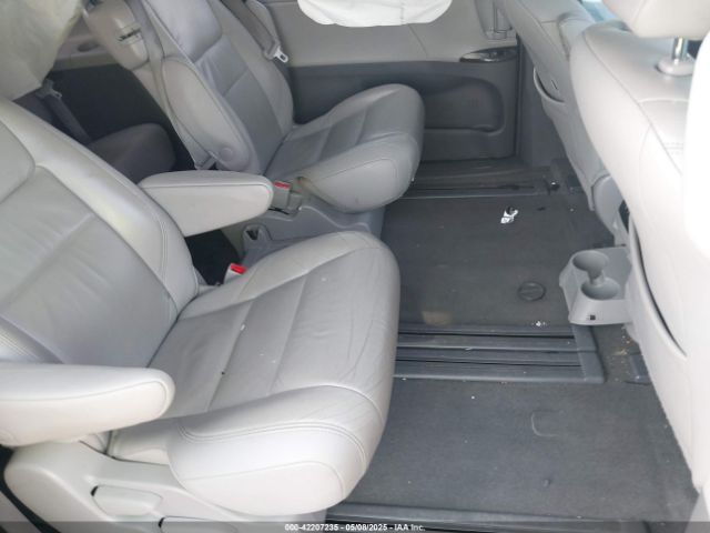 2018 TOYOTA SIENNA 5TDYZ3DC9JS949804 Photo 7