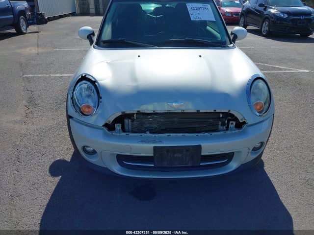 2011 MINI COOPER WMWSU3C51BT095415 Photo 5