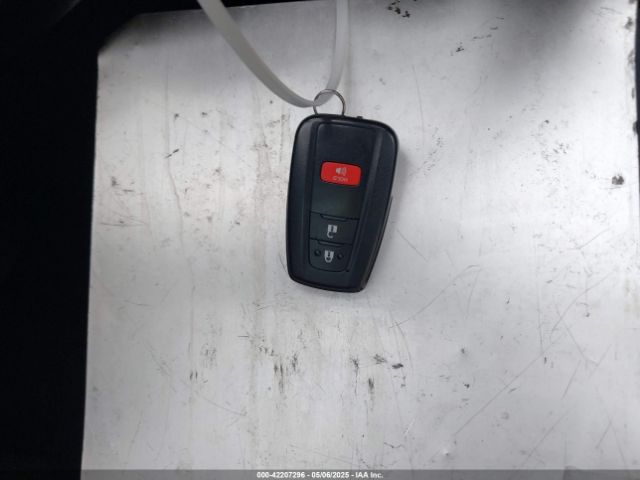 JTND4MBE0M3121357 Toyota COROLLA SE