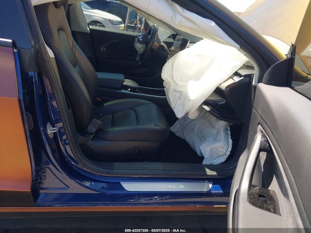 2018 TESLA MODEL 3 5YJ3E1EB5JF112603 Photo 4