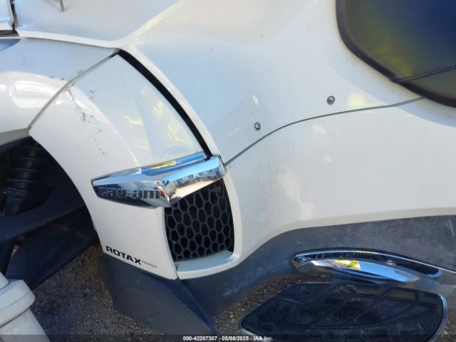 2015 CAN-AM SPYDER ROADSTER 2BXNBDD2XFV001293 Photo 8