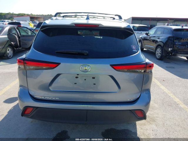 5TDGZRAH4MS073193 Toyota Highlander Xle