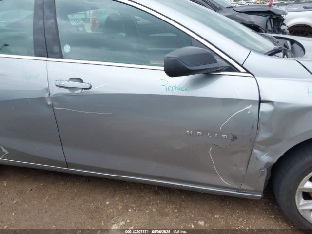 1G1ZD5ST8RF112256 Chevrolet Malibu Fwd 1lt