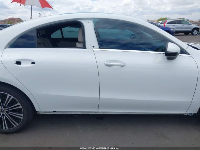 W1K5J4GB4NN321833 Mercedes-Benz m260