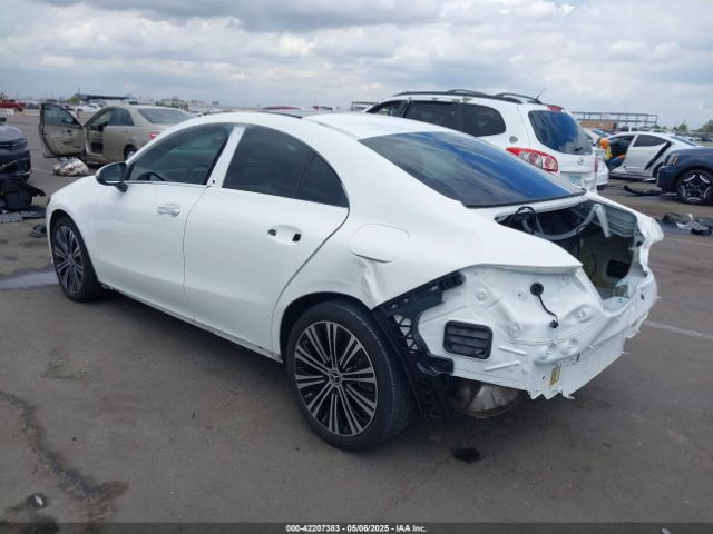 W1K5J4GB4NN321833 Mercedes-Benz m260