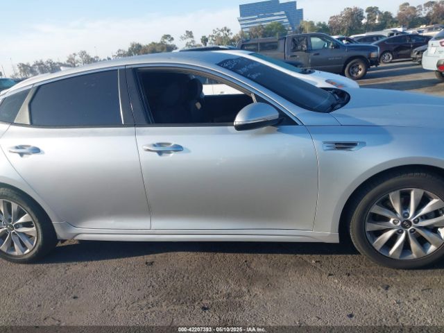 5XXGT4L30JG263396 KIA Optima Lx