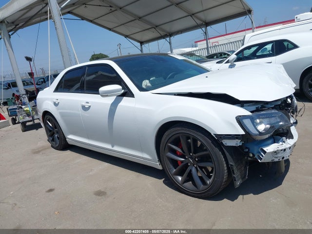 2C3CCAPJ0PH501084 Chrysler 300 300c