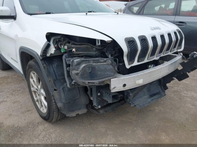 1C4PJMCB4HW519173 Jeep Cherokee Latitude 4x4