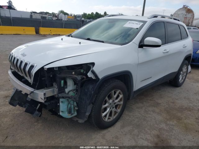 1C4PJMCB4HW519173 Jeep Cherokee Latitude 4x4