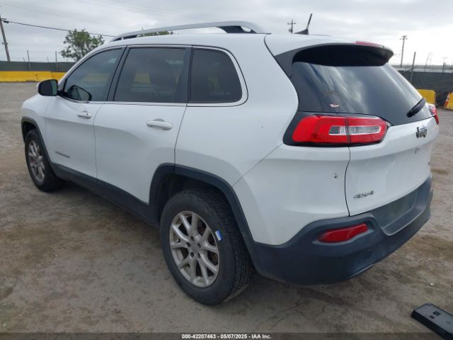 1C4PJMCB4HW519173 Jeep Cherokee Latitude 4x4