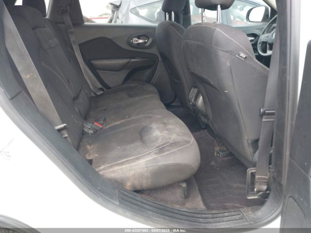 1C4PJMCB4HW519173 Jeep Cherokee Latitude 4x4