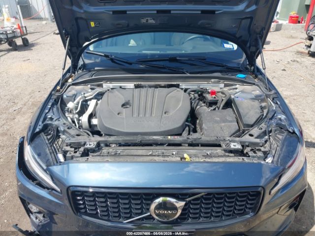 7JRL12TLXRG294640 Volvo S60 B5 Plus Dark Theme