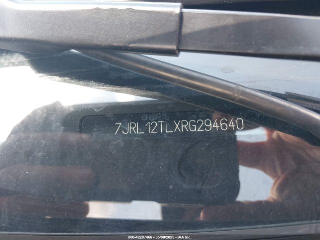 7JRL12TLXRG294640 Volvo S60 B5 Plus Dark Theme