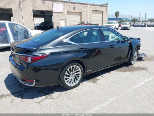 58AEA1C11MU012609 Lexus Es 300h Luxury