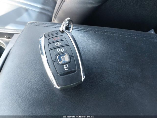 3LN6L5C9XHR610844 Lincoln MKZ SELECT