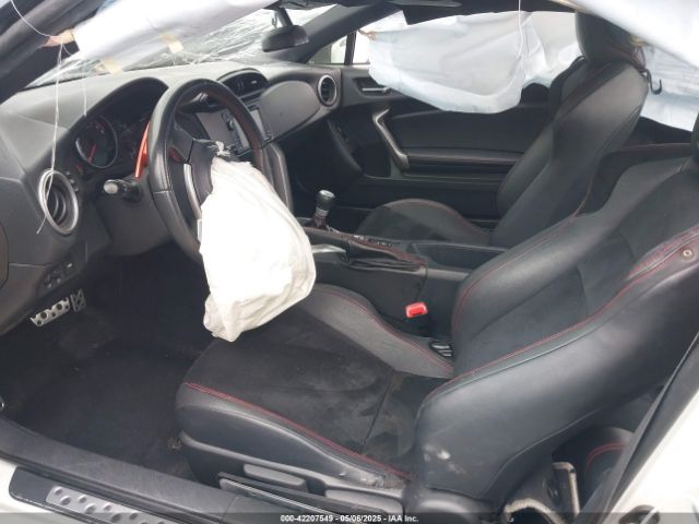 JF1ZCAC10F8605709 Subaru 2015