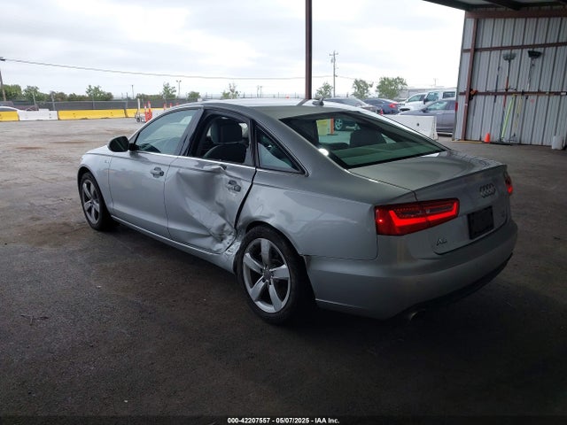 2012 AUDI A6 WAUGGAFC6CN068552 Photo 2