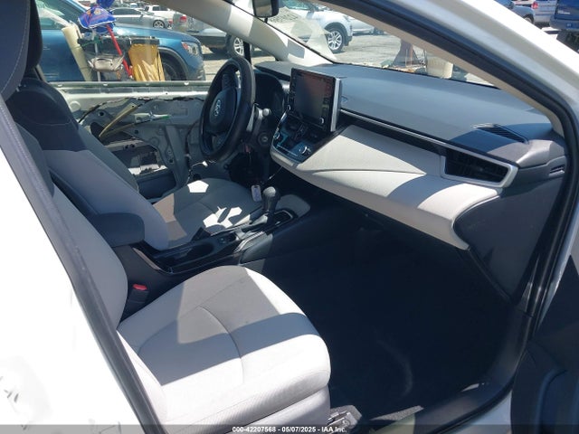 JTDEPRAE8LJ075821 Toyota COROLLA LE