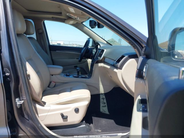 1C4RJFBG2EC588698 Jeep Grand Cherokee Limited