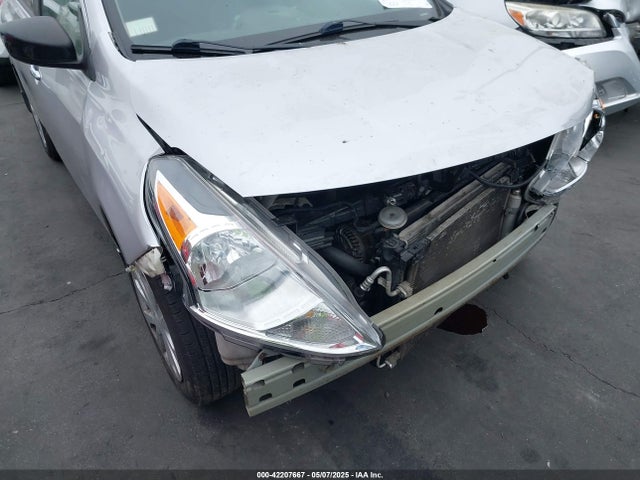 Nissan Versa 2017 3N1CN7AP4HL806847 Image 24