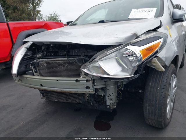 2017 NISSAN VERSA 3N1CN7AP4HL806847 Photo 5