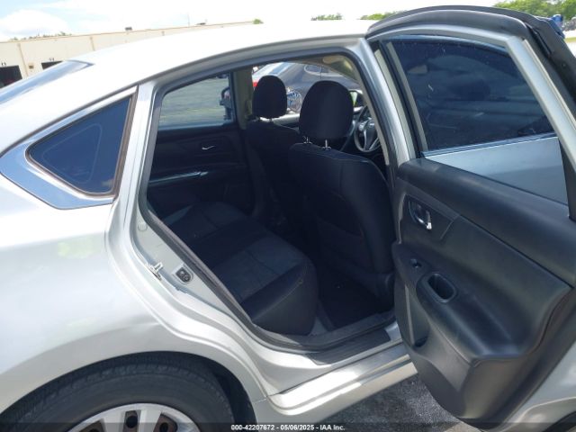 1N4AL3AP1GN320391 Nissan Altima 2.5 S