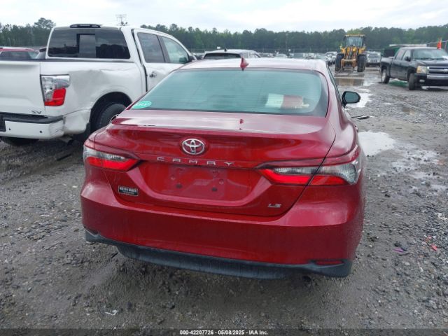 4T1C11AK4NU697085 Toyota CAMRY LE