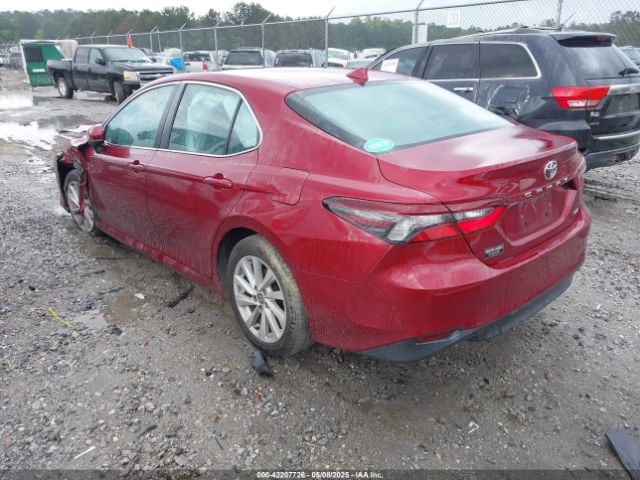 4T1C11AK4NU697085 Toyota CAMRY LE